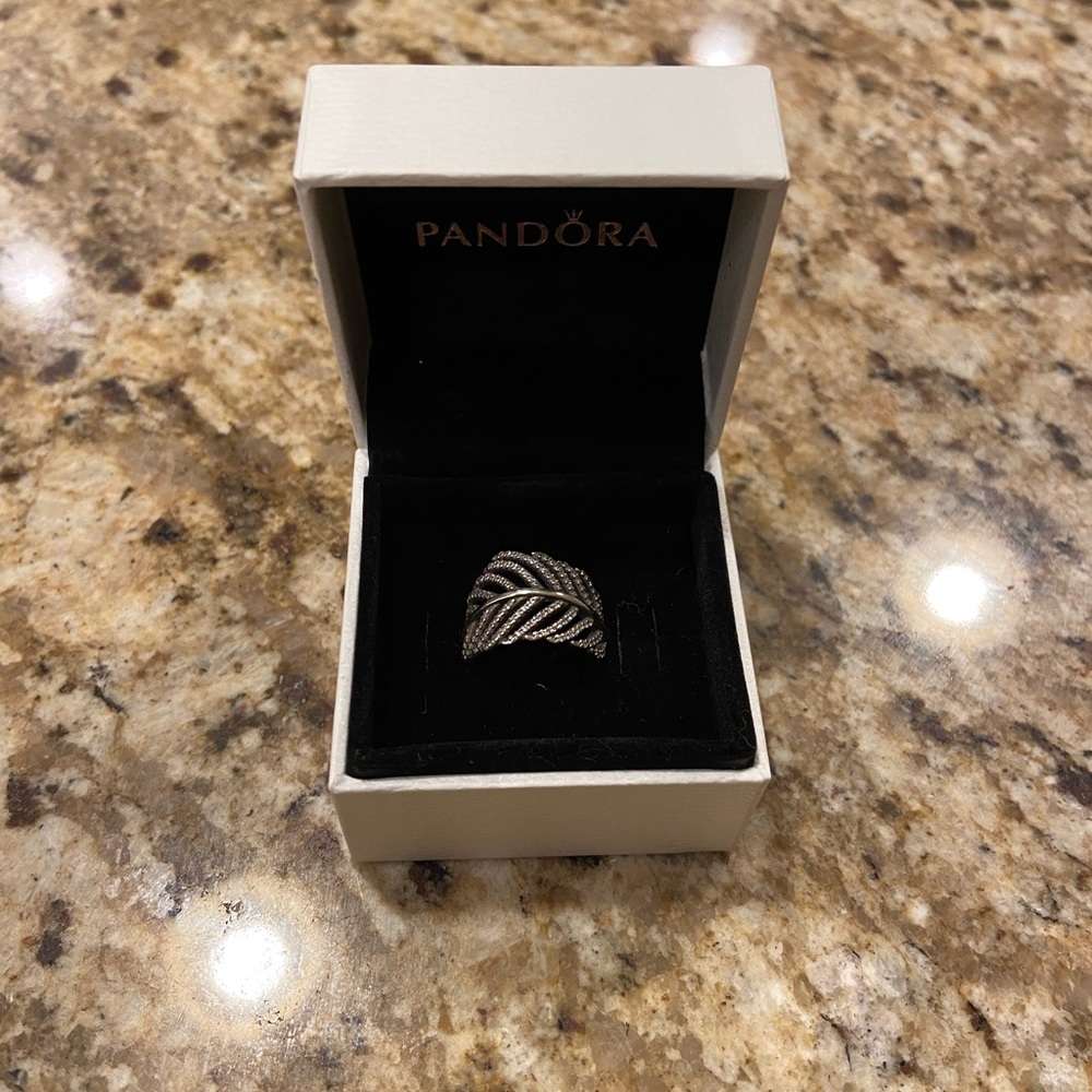 Pandora Ring